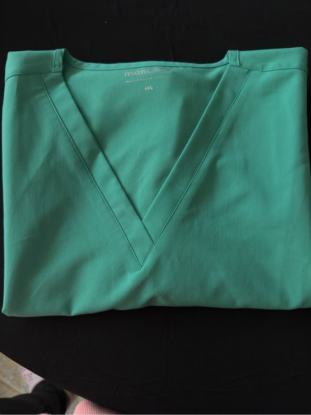 Mandala V-Neck Scrub Top in Teal